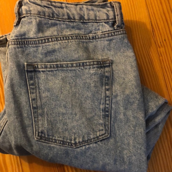 Light Blue Topshop Ripped Mom Jeans - Picture 5 of 5